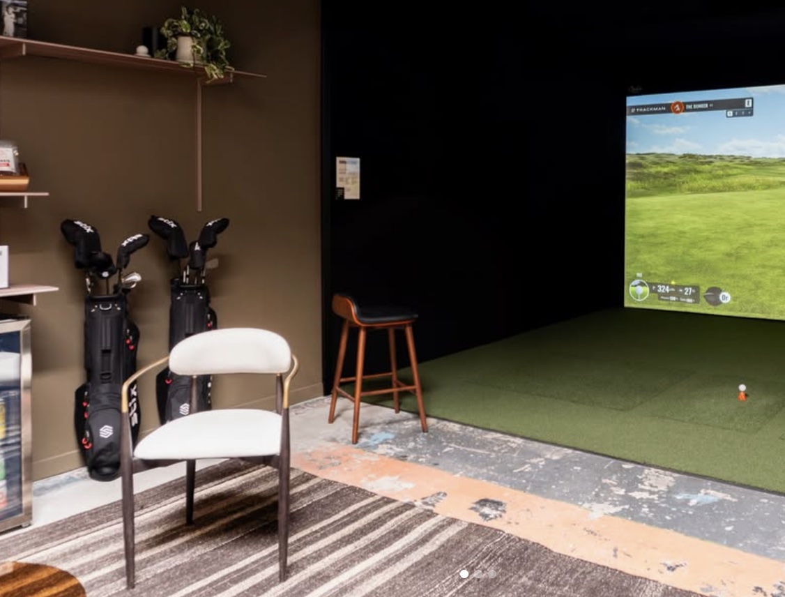 Neighborhood Bunker home golf simulator setup
