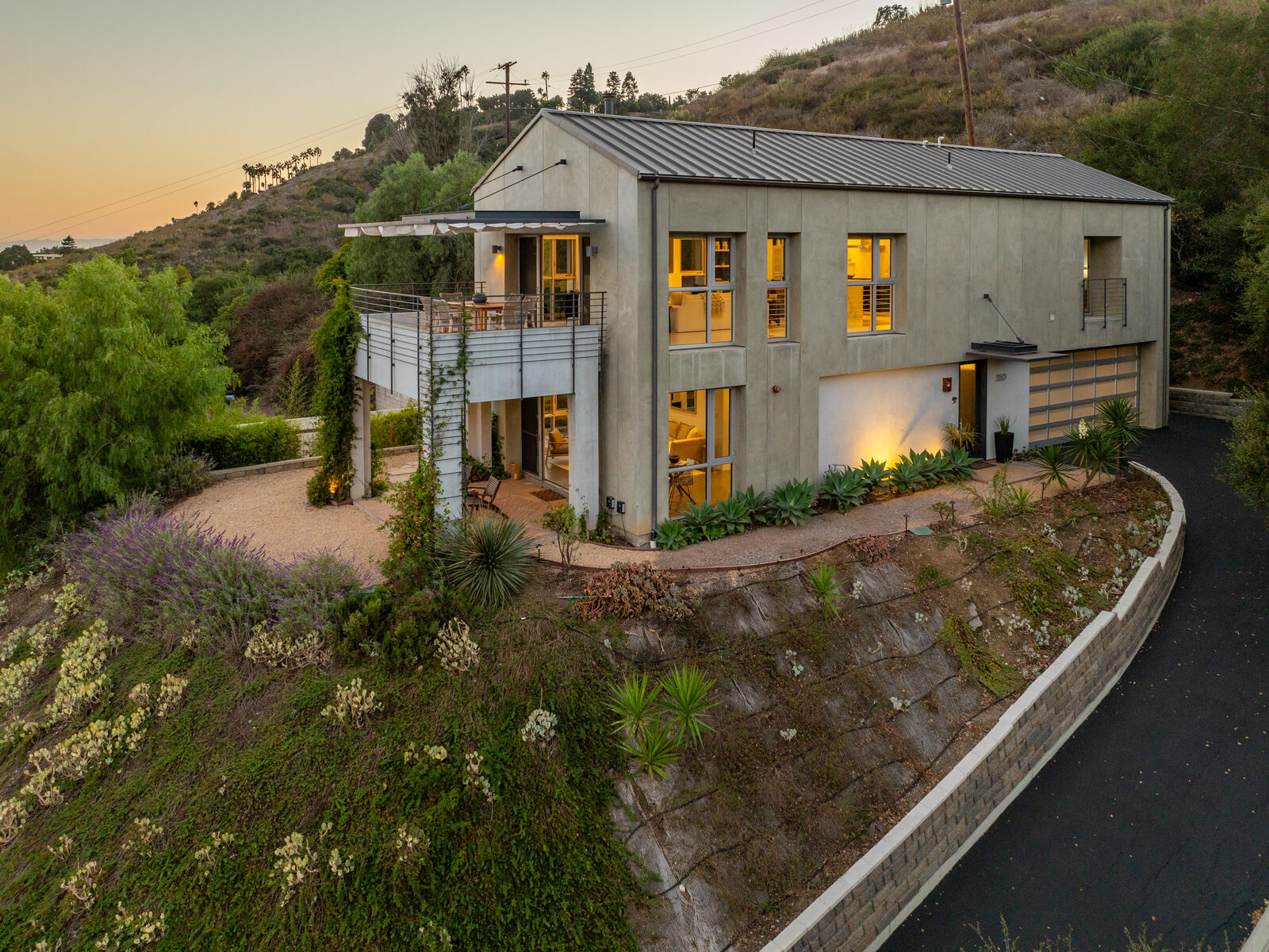 350 Conejo Road, Santa Barbara
